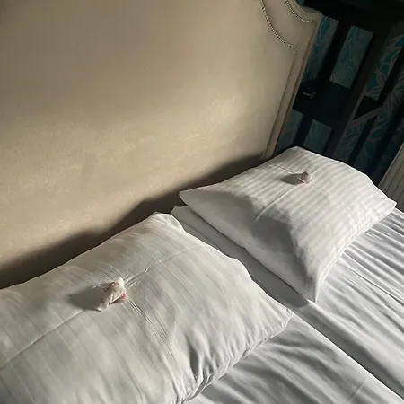 Cocorico Old Town Adults Only 4*