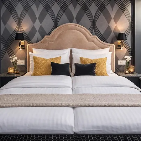 فندق مبيت وإفطار Cocorico Old Town Adults Only 4*